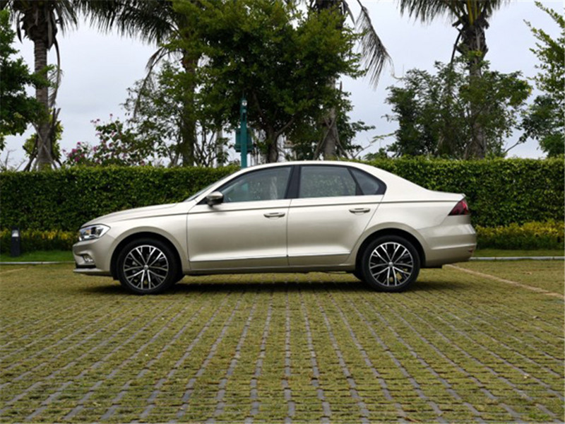 全新宝来动力升级油耗_全新宝来上市价格_新宝来车asr灯亮