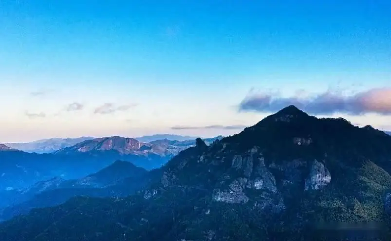 武夷山_南平十大必玩景点_南平祥生艺境花城图片