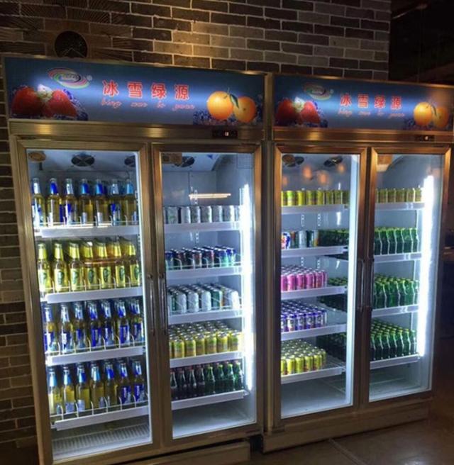 小餐馆老板重新摆上可口可乐现象 国产汽水利润空间变化 餐饮渠道数字化返利策略_可口可乐环境对营销活动的影响
