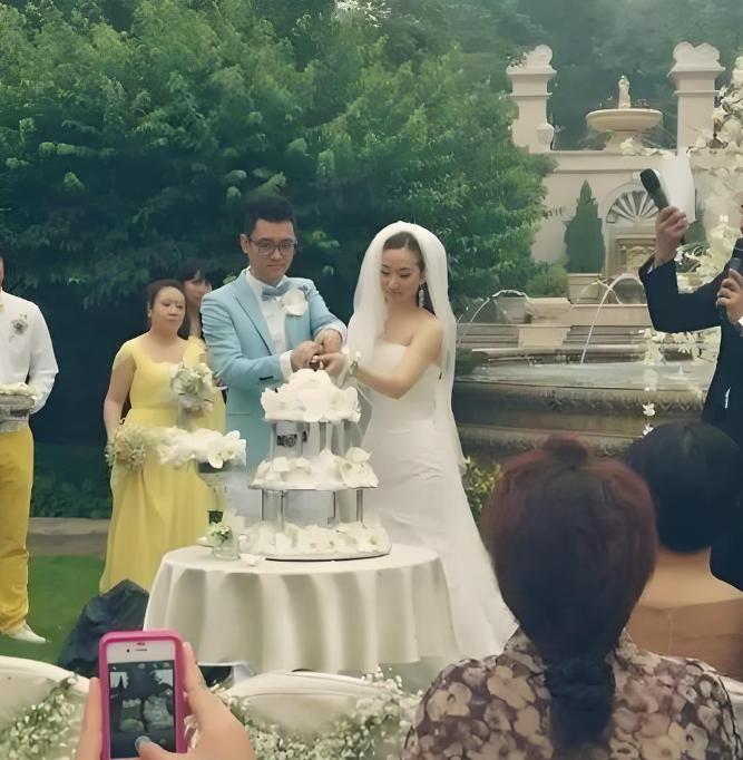 马蓉和宋喆现在在那里_王宝强马蓉宋喆杨慧_娱乐圈信任危机案例分析